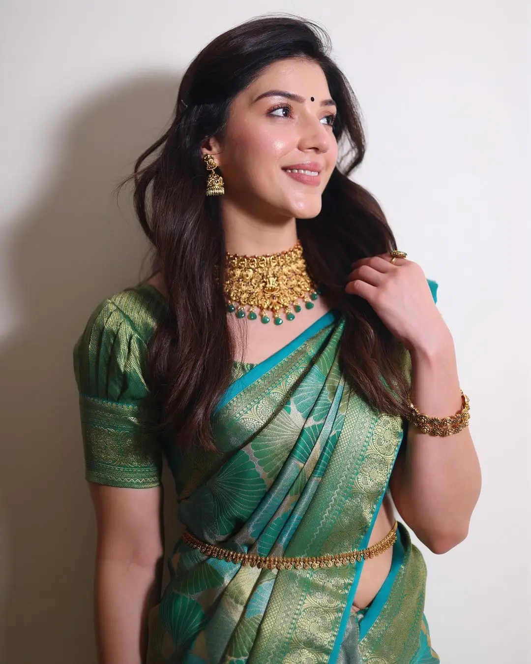 Mehreen Pirzada In South Indian Traditional Green Saree Blouse